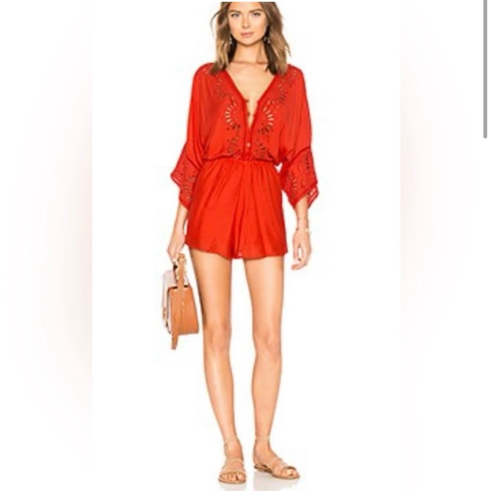 Amuse Society Babe Alert Jumpsuit Size Medium
Rebel Red